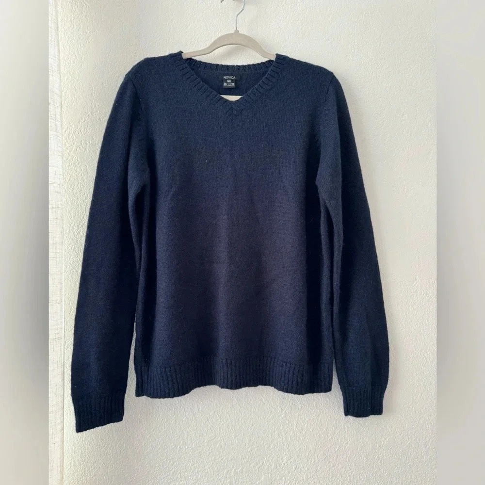 Novica Men's Peruvian Alpaca Wool Blend Classic Pullover V- neck Sweater, Sz XL - Picture 3 of 8